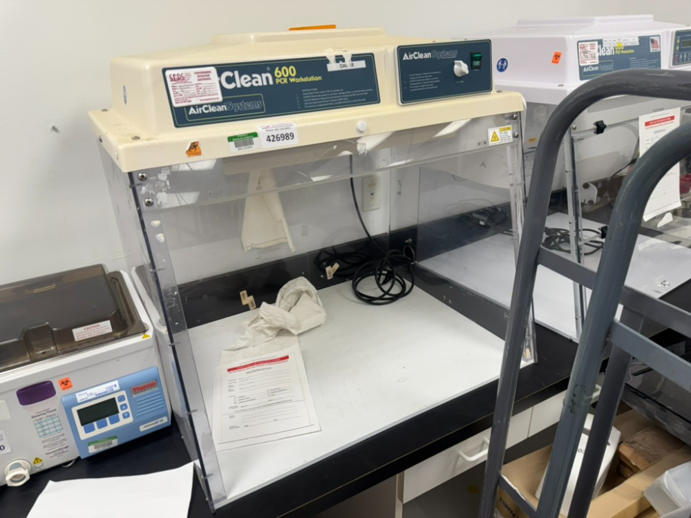 Image of AirClean 600 PCR Workstation